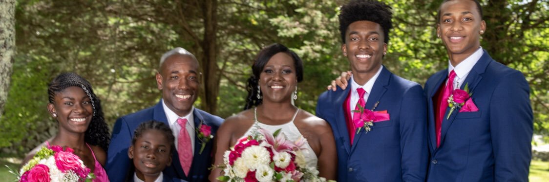 Daynia La-Force banner