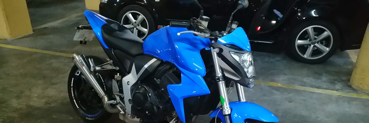 JuliCB1000R's profile banner image