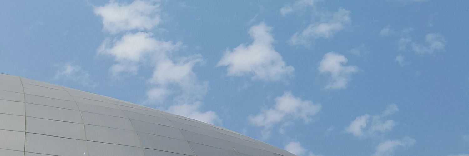 zoommiee's profile banner image