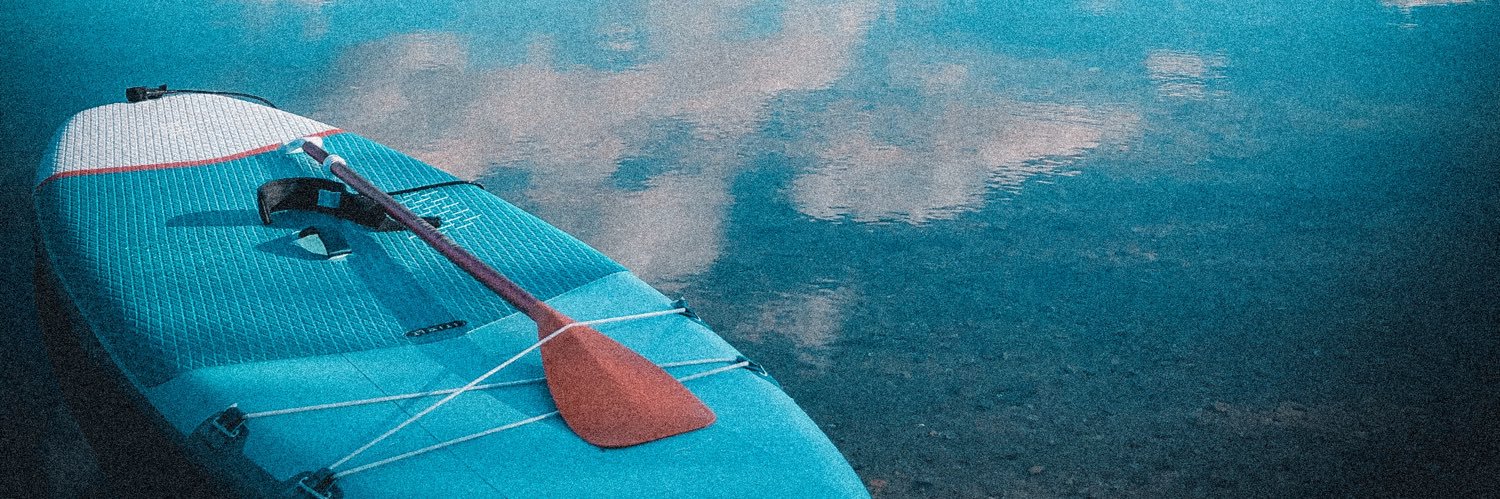 Chloehntl's profile banner image