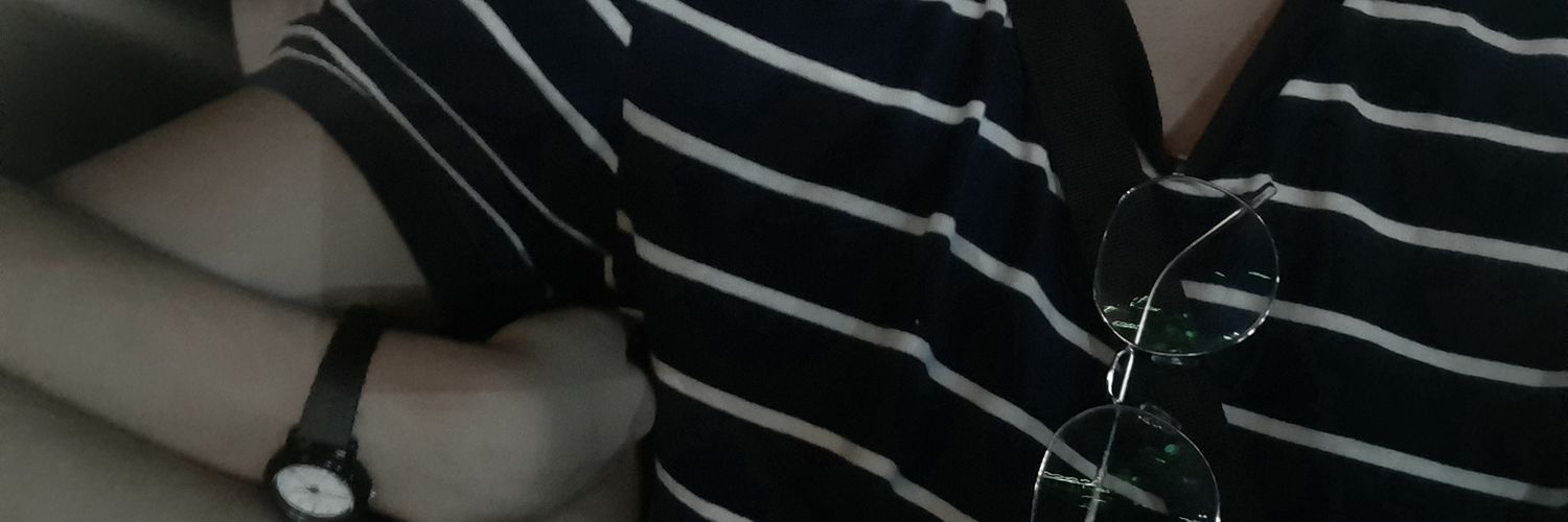 suzie_zip's profile banner image