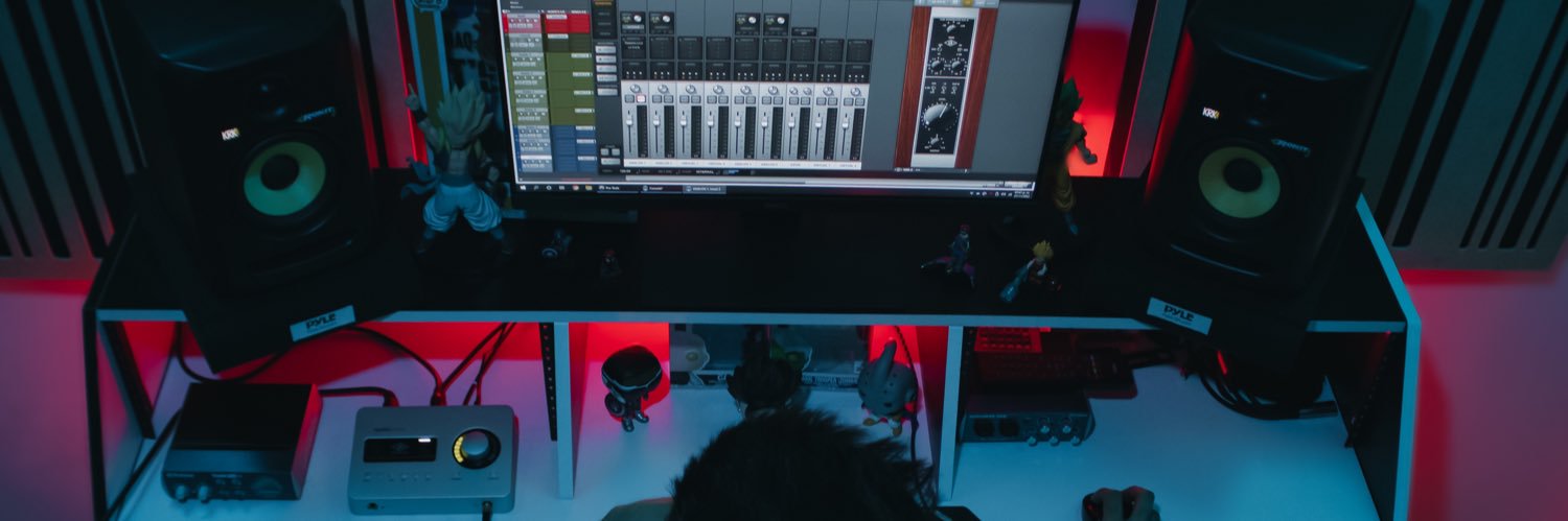 Dexuzs's profile banner image