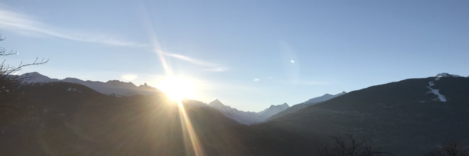 dzakyem's profile banner image