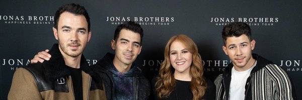 sofia_giaca Profile Banner