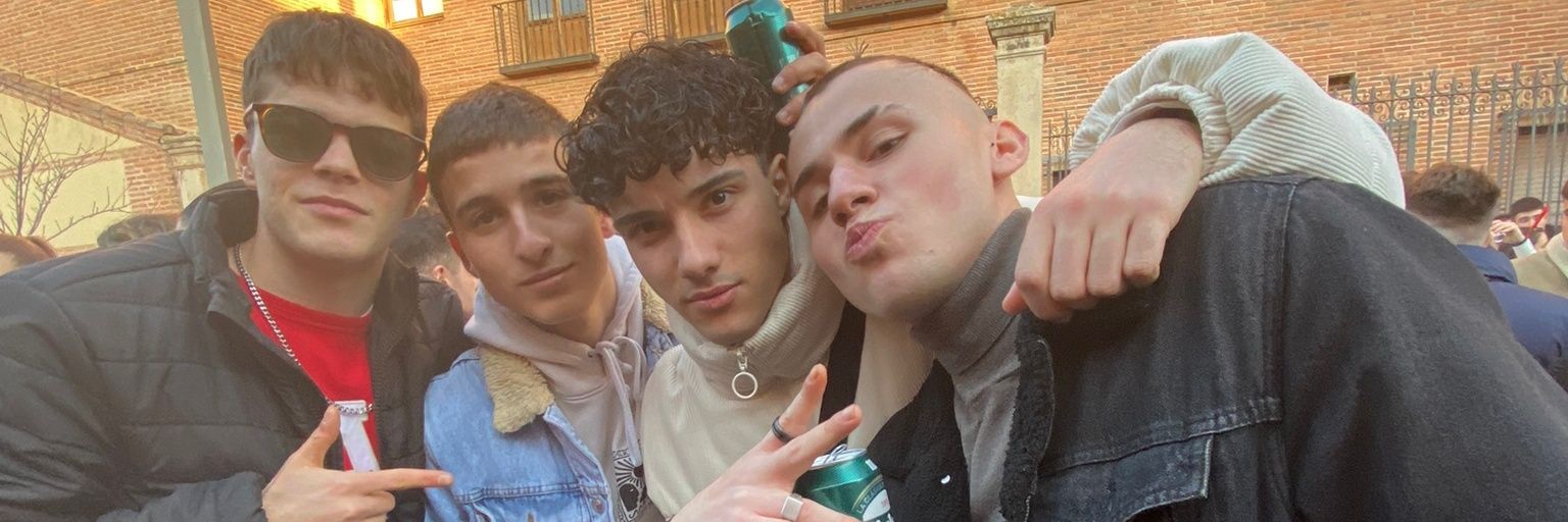 alvarooo__rm's profile banner image