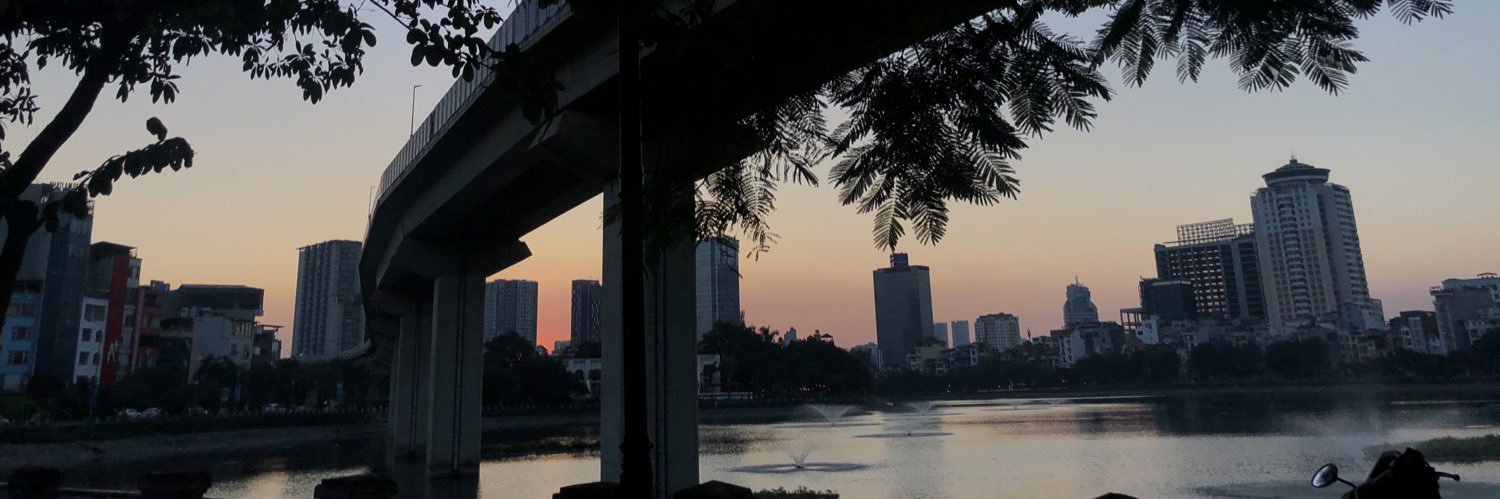 CassMomo's profile banner image
