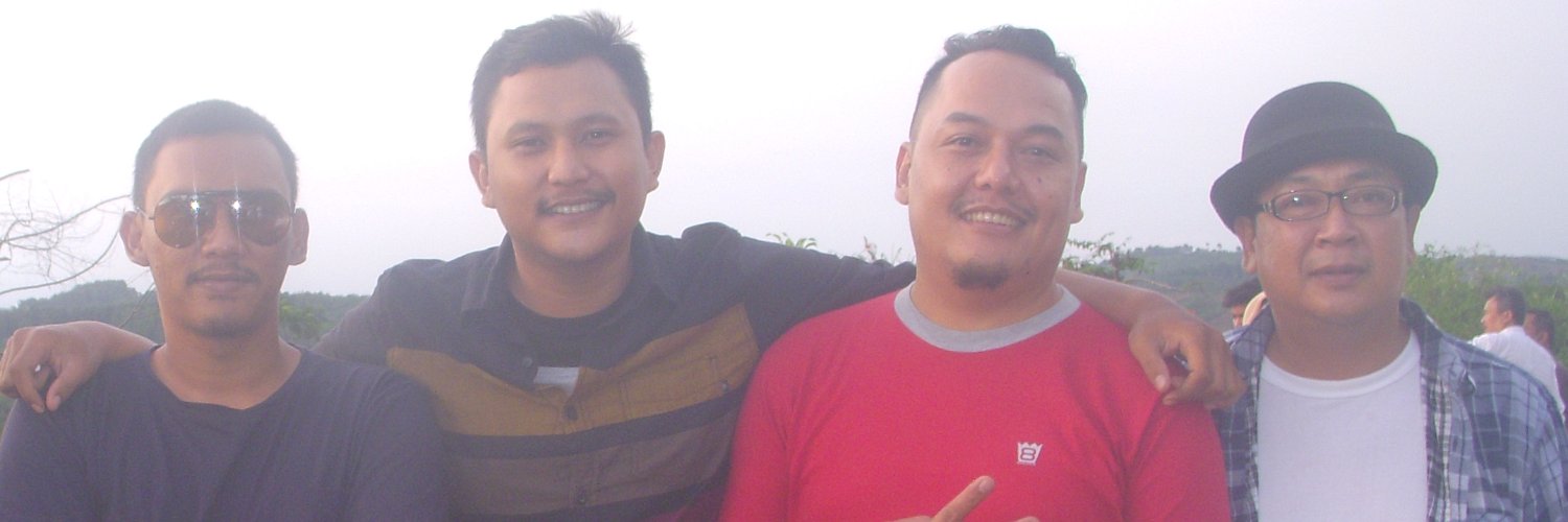 TAB_983's profile banner image