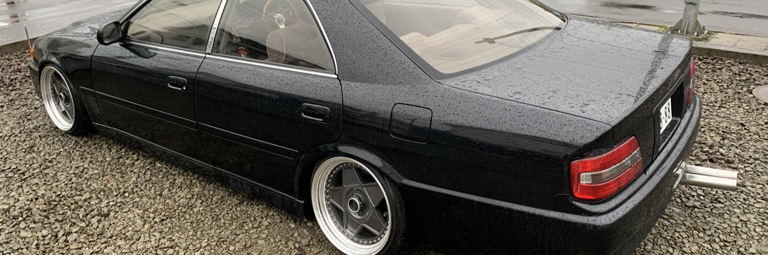 100r_em's profile banner image