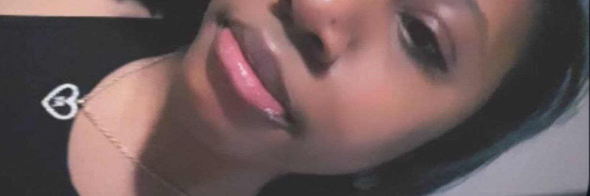 therealminniee's profile banner image