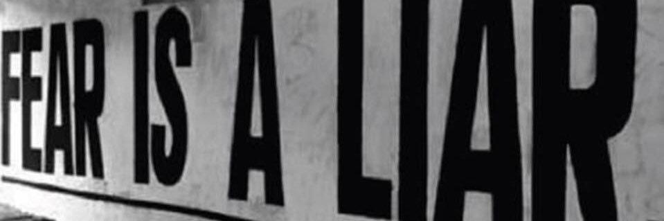 yi0676's profile banner image