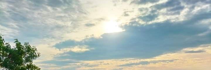 Menuju Senja banner