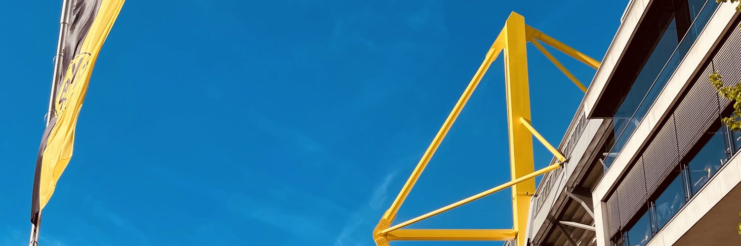 lovesthesilence's profile banner image