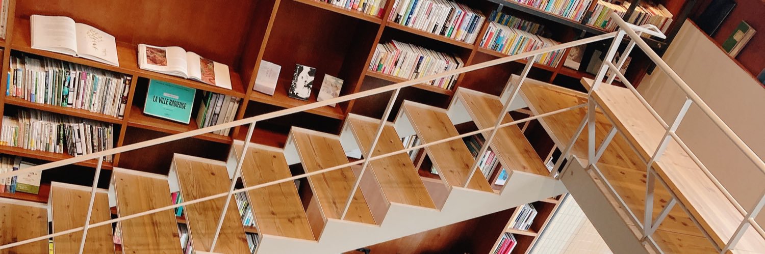moemoe_book's profile banner image