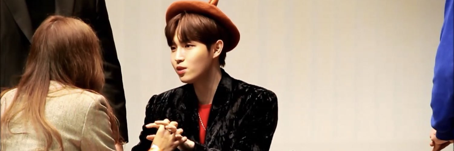때인 o̴̶̷᷄ ·̭ o̴̶̷̥᷅ 때인 banner