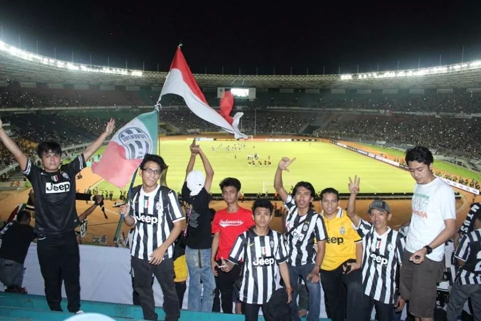 Akhmad Fauzi banner