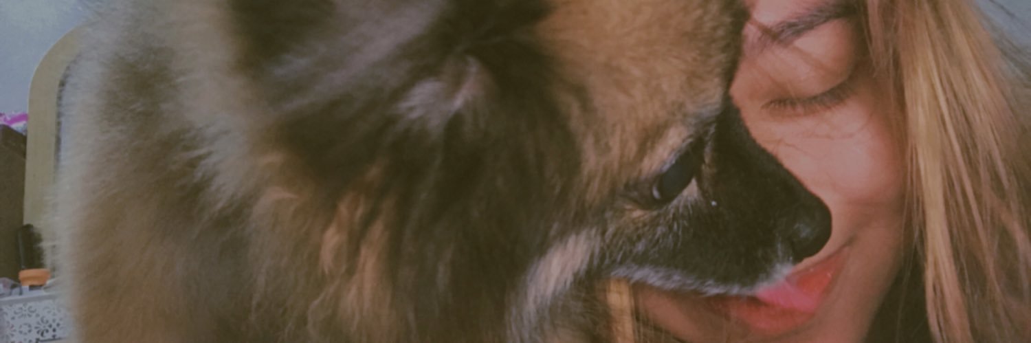 hillarycrz's profile banner image
