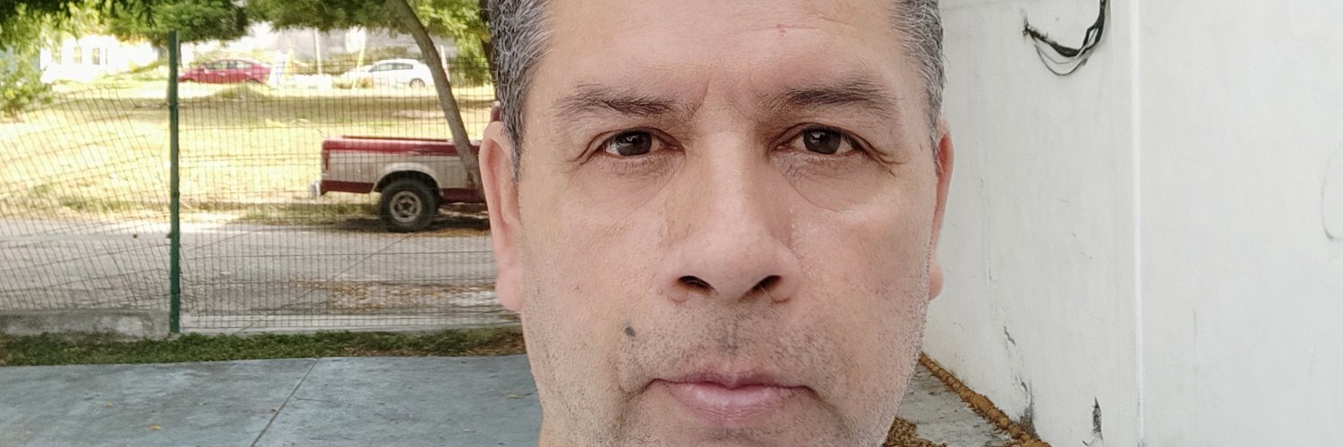 Ernesto Salazar banner