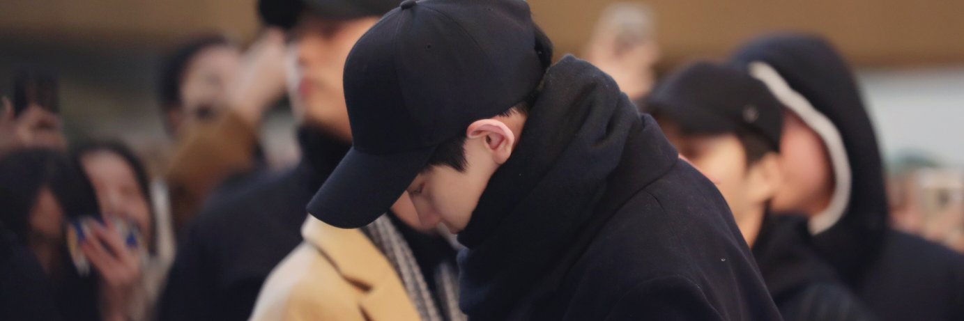 Uchi_40's profile banner image