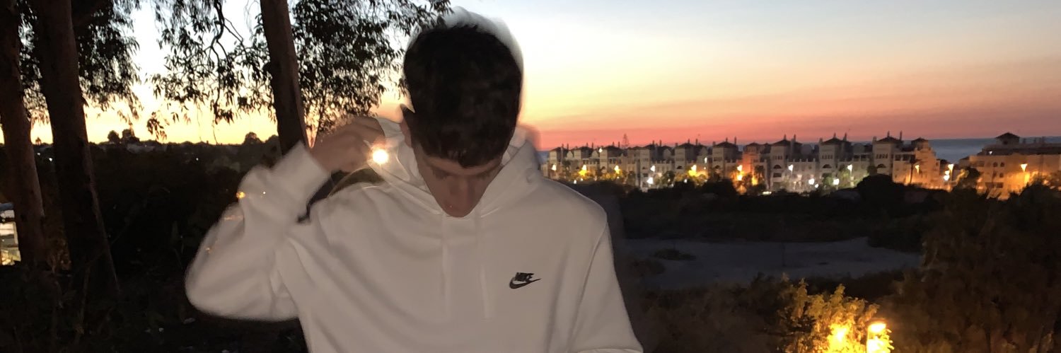 4luiss_'s profile banner image