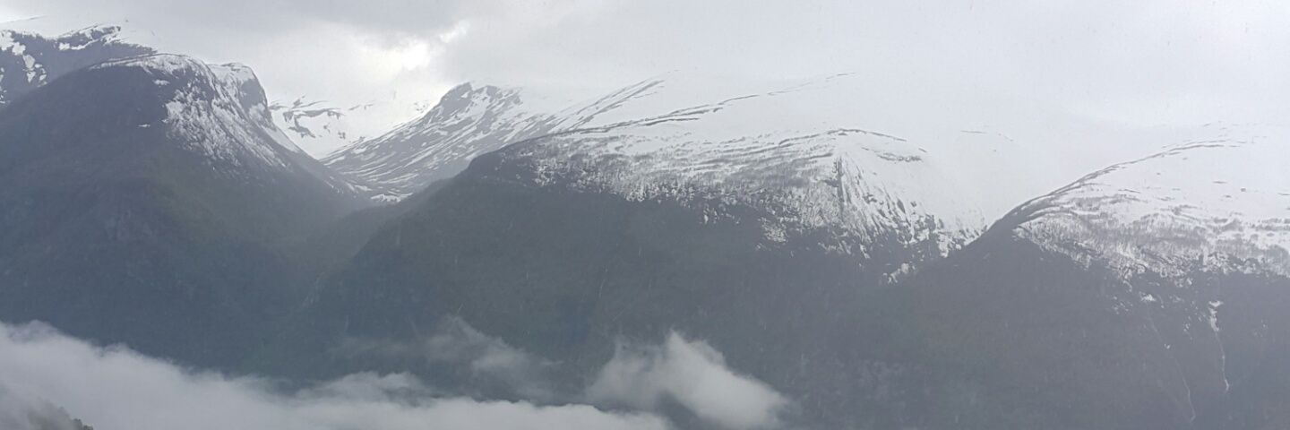 aiaibalushi's profile banner image