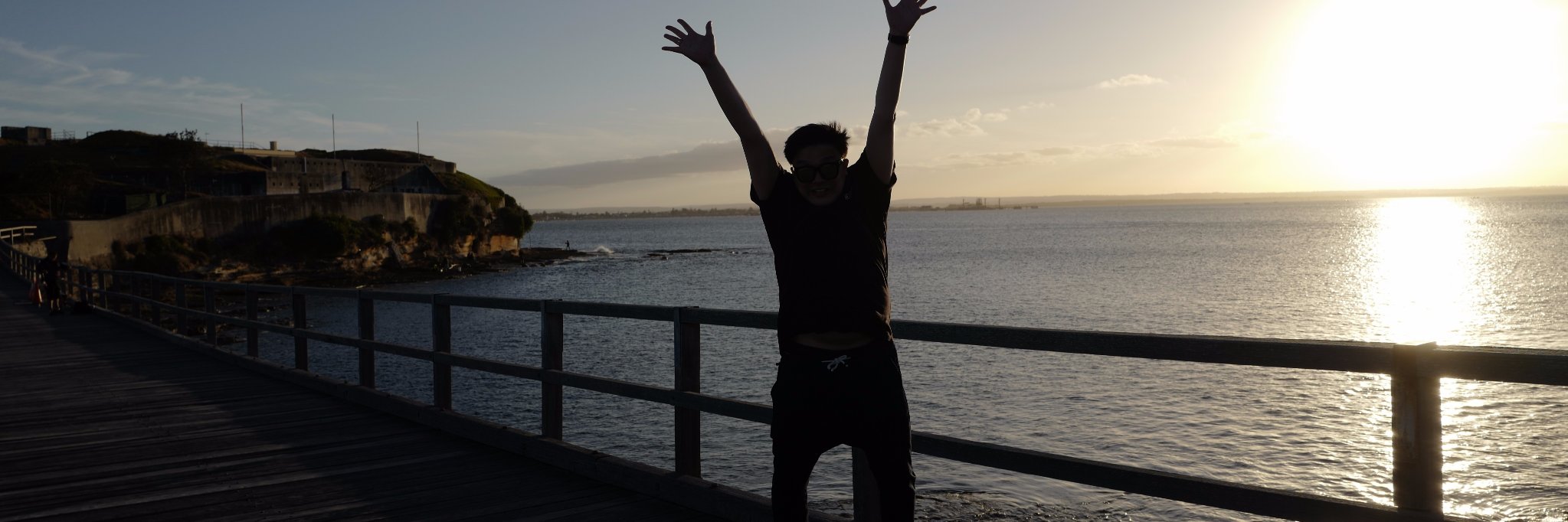 oating's profile banner image