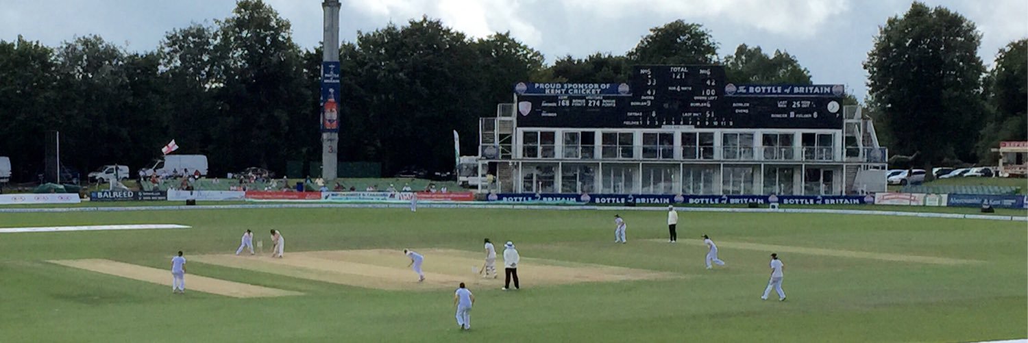 CRICKETher 🏏 banner