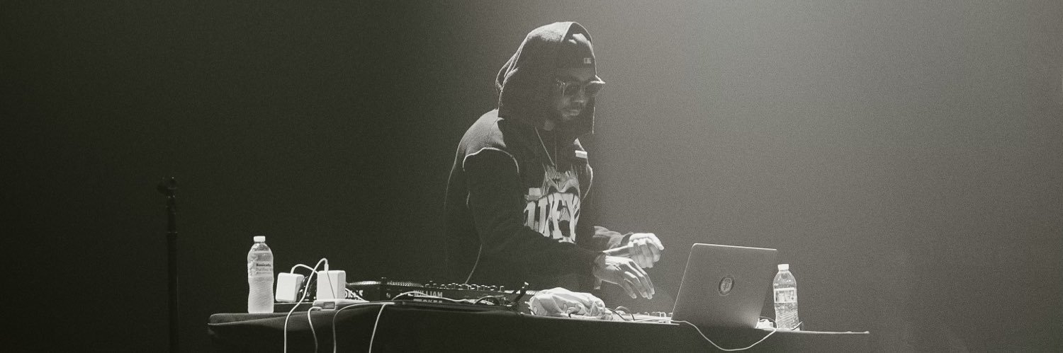 THE DJ 🏂 banner