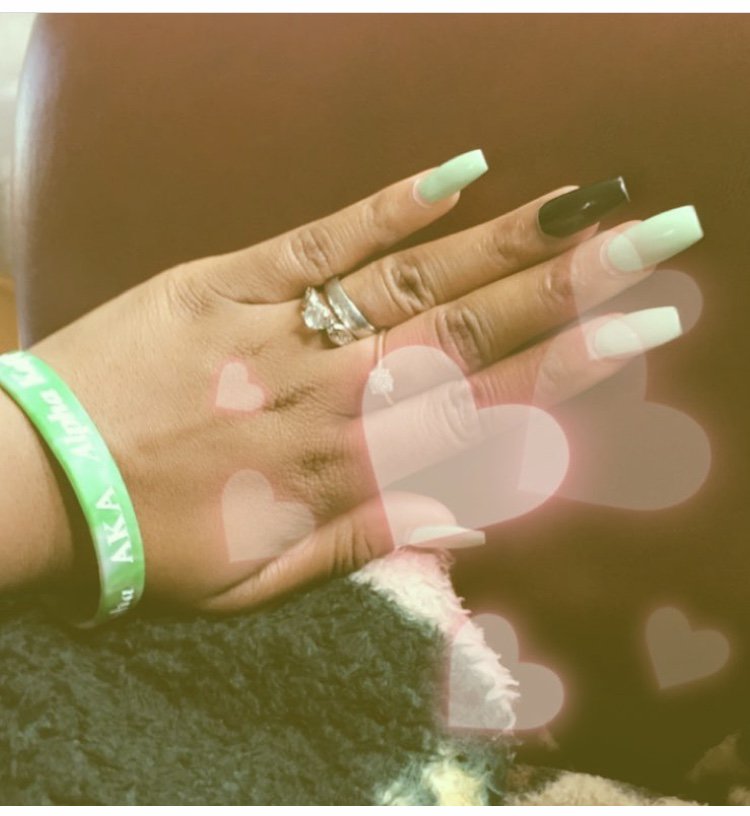 deangelaa_'s profile banner image