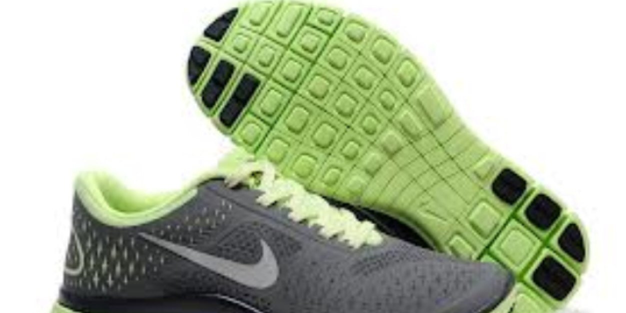 geekswithsneaks's profile banner image