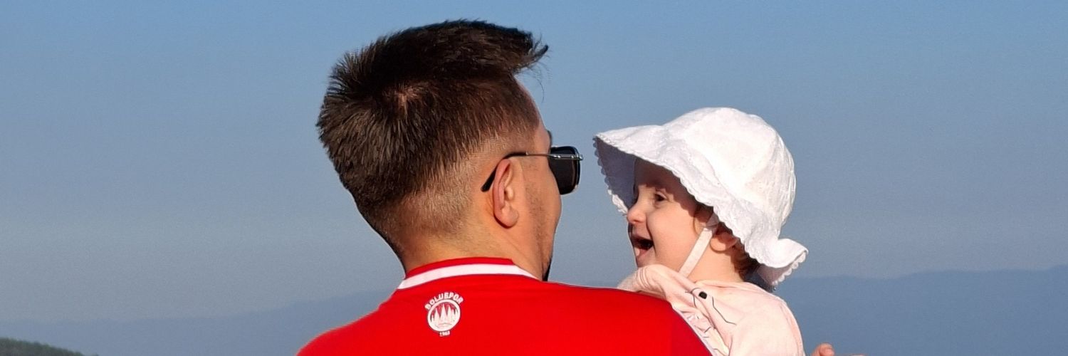 moluturkk's profile banner image