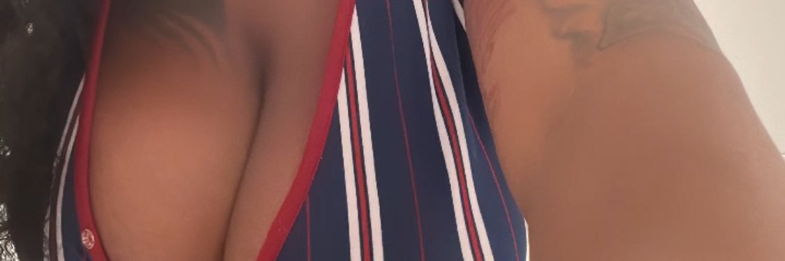 moniquebee1's profile banner image