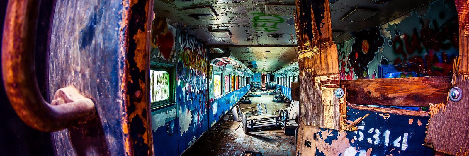 valentinɃoch ⚡️ banner