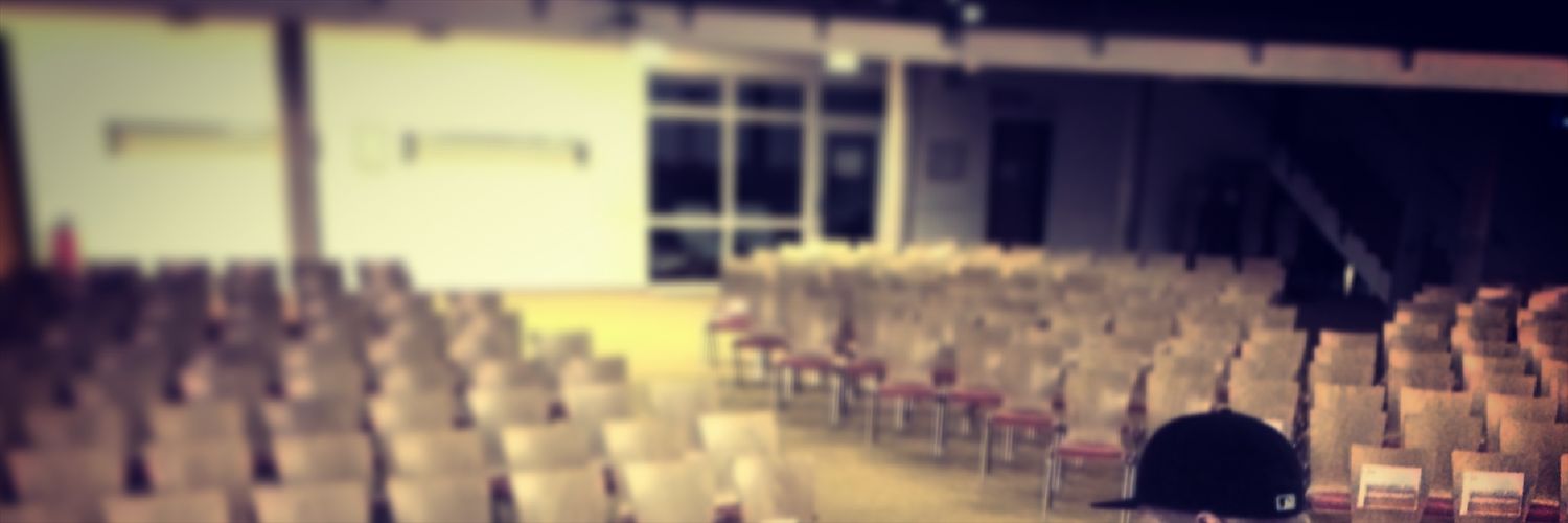 deraphi's profile banner image