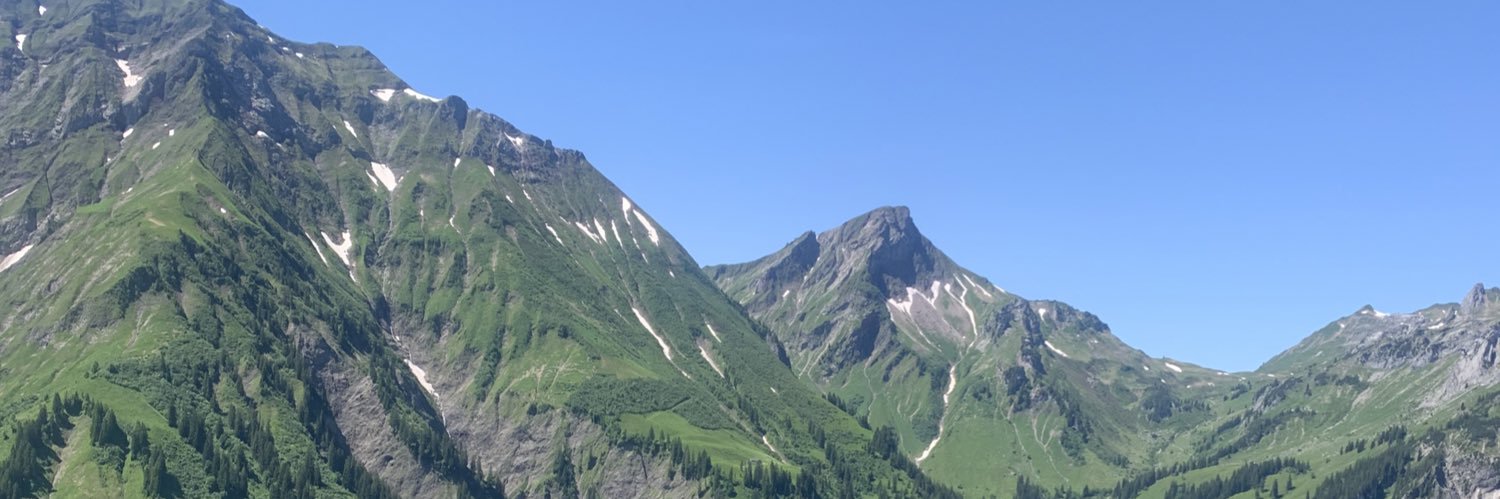 BEthHHhIbb0's profile banner image
