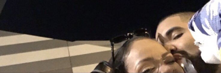 AleeReis's profile banner image