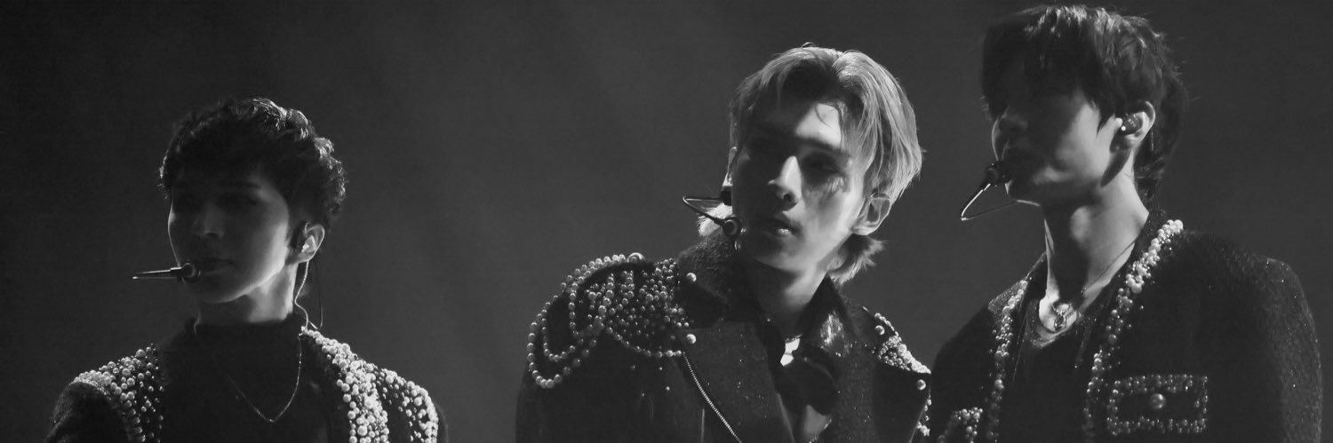 suwoooleo's profile banner image