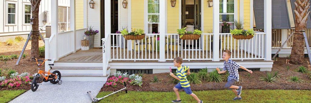 Summers Corner banner