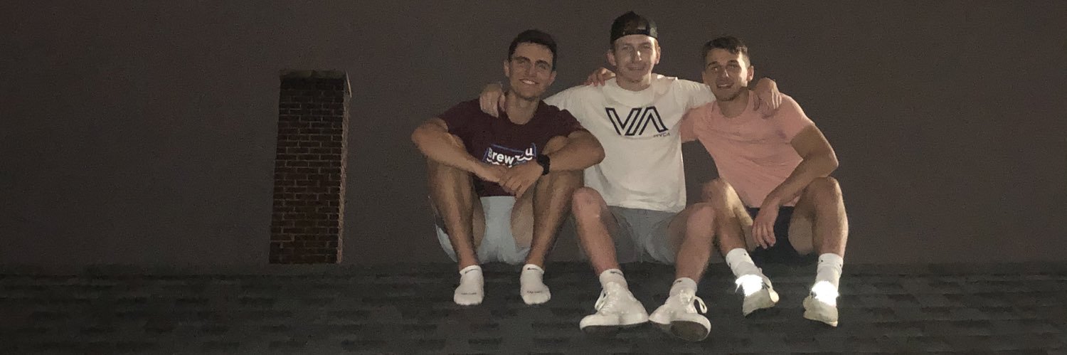 r_cahoona's profile banner image