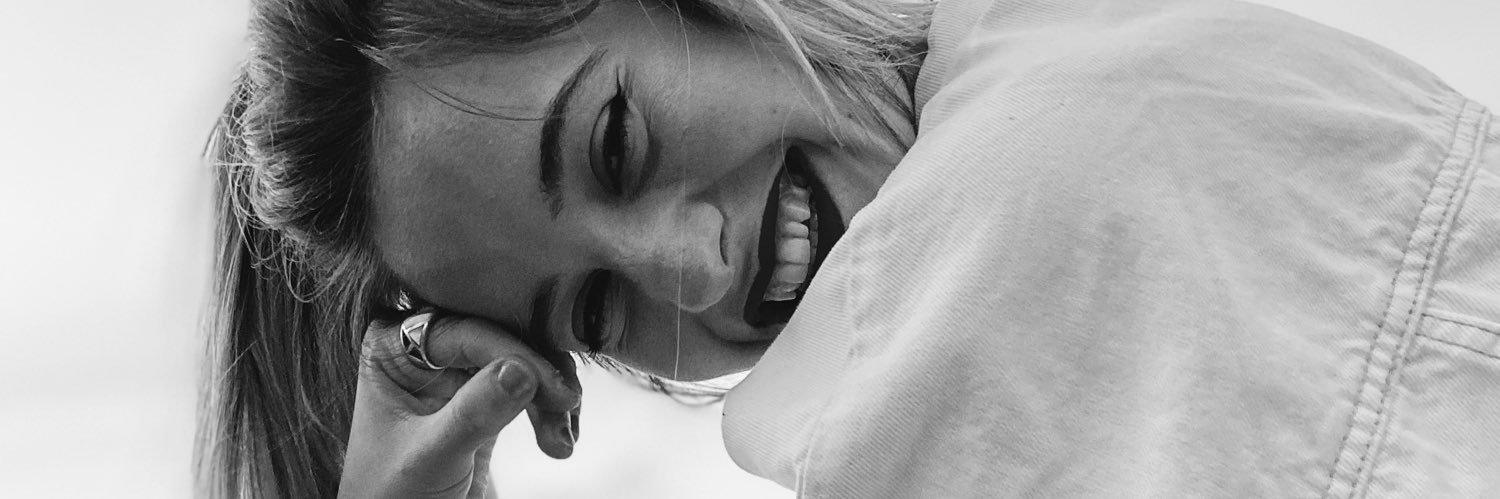 mj_andreea's profile banner image