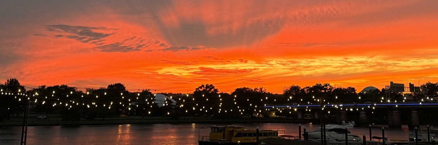 sophhott's profile banner image