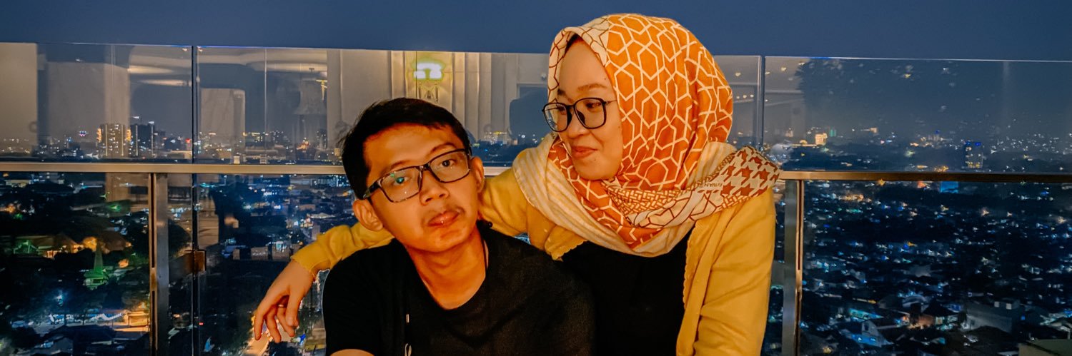 tioooong's profile banner image