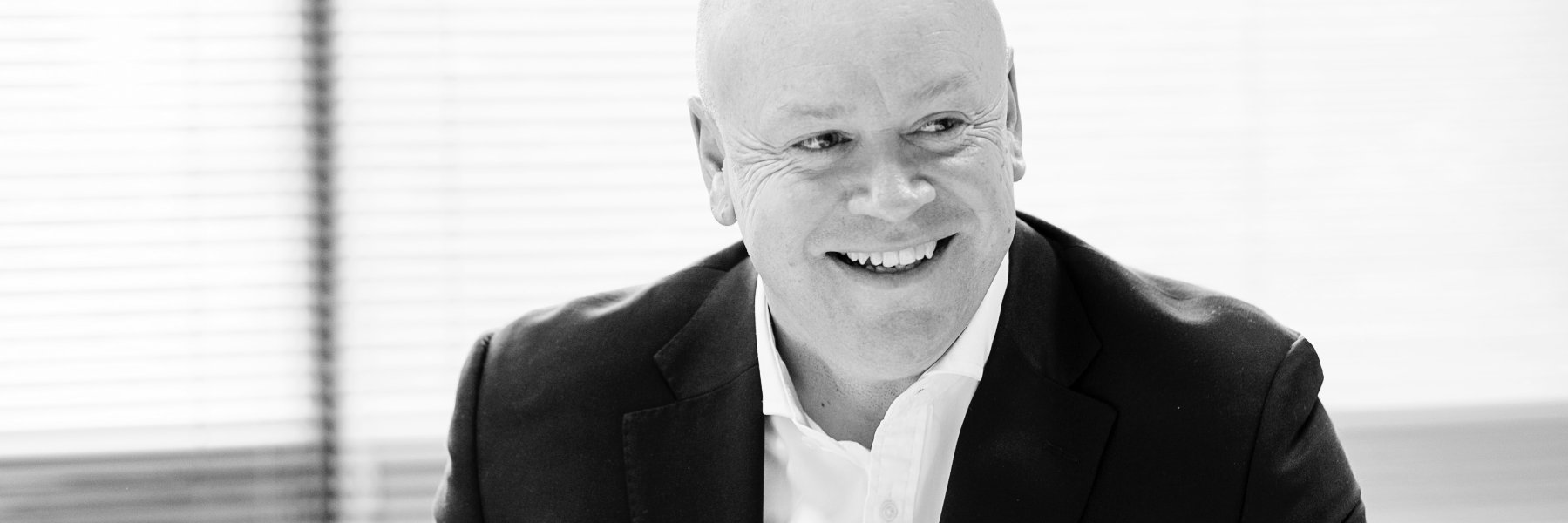 Nigel Unsworth                    Car Broker banner