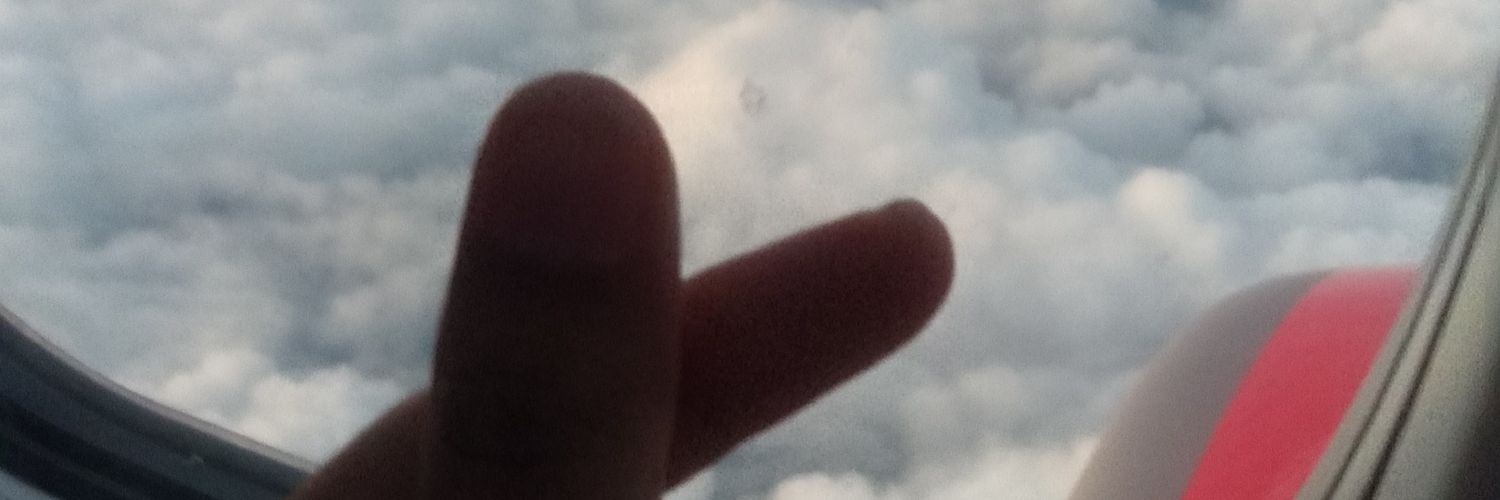 intansndrn's profile banner image