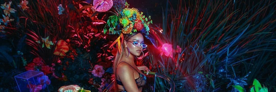 estheeeeeeeeer's profile banner image