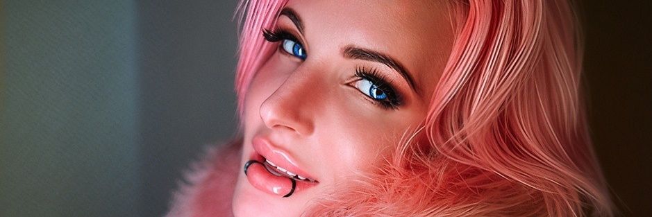 AlexxaVice*MattressActress*Few Fucks Given* banner