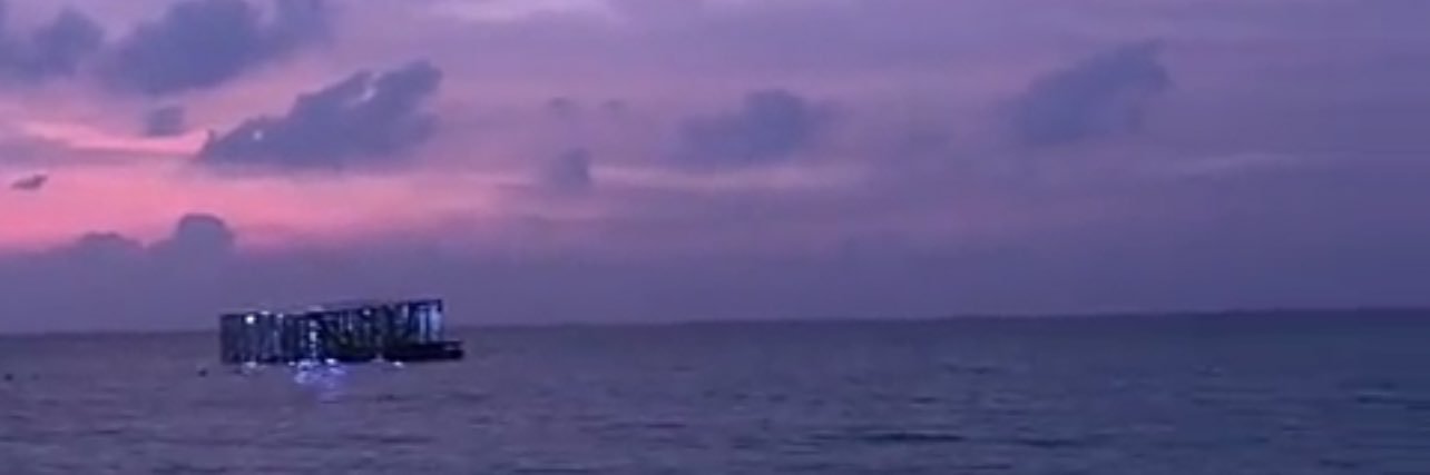 AAMAZ_'s profile banner image