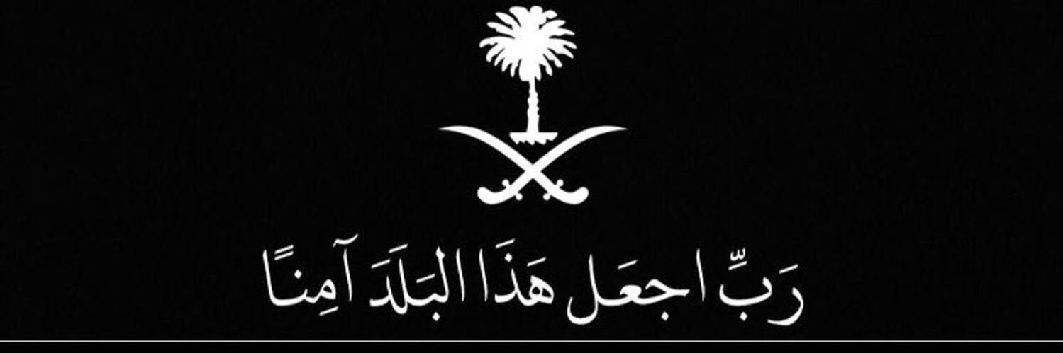 r_qus's profile banner image