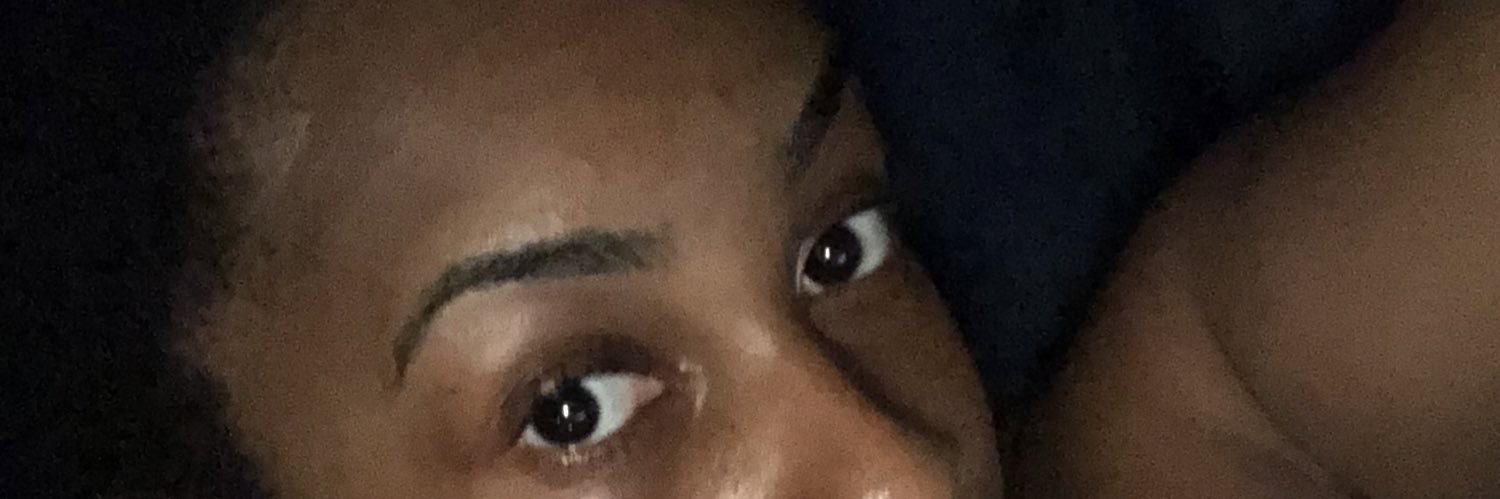NiaTooMuch's profile banner image