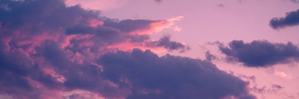 GigiNavaa's profile banner image