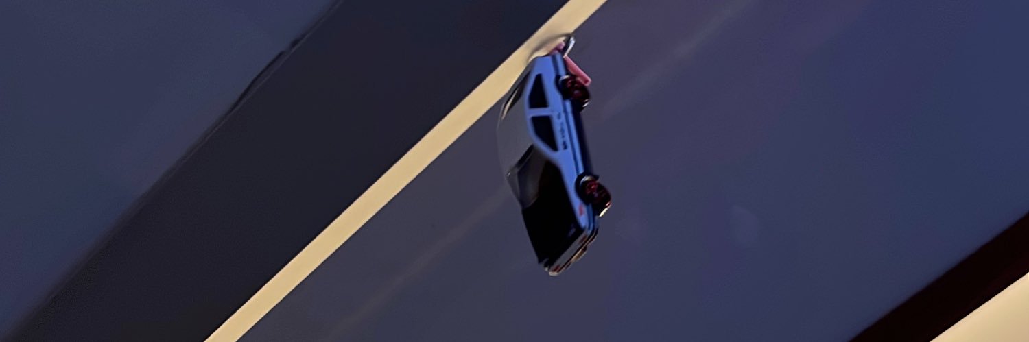 liloaad's profile banner image